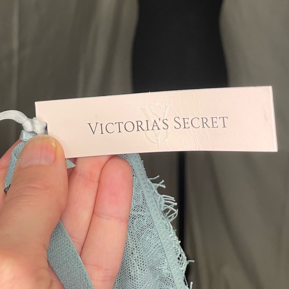 NWT Victoria's Secret Lace Bralette in Light Blue - Picture 8 of 11
